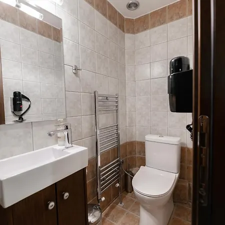 Lirtzis Villa *