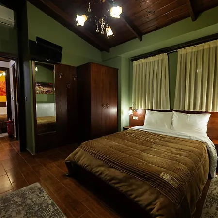 ヴィラ Lirtzis *