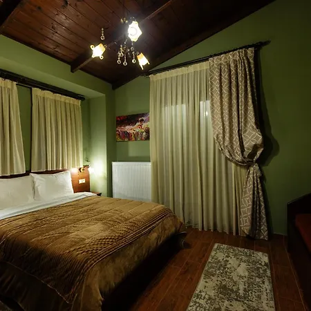 Lirtzis Βίλα Ταξιάρχης