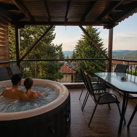 Lirtzis Villa *